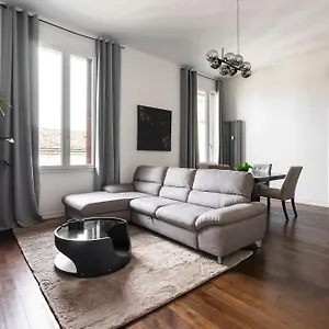 San Marco Black Luxury Con Terrazzo E Parcheggio Su Richiesta Firenze
